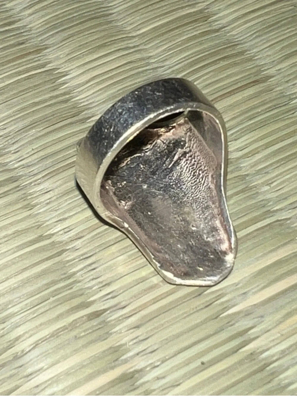Abstract sterling silver shield ring - Picture 7 of 11
